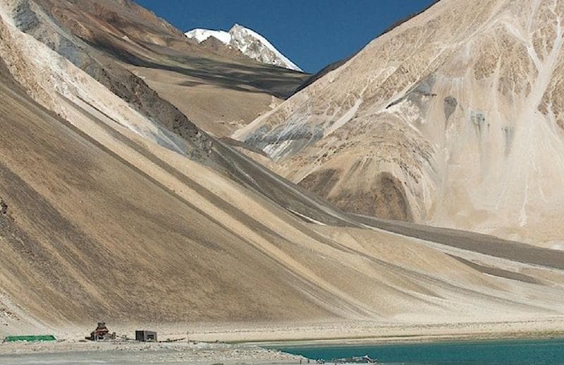 चीन के अवैध निर्माण