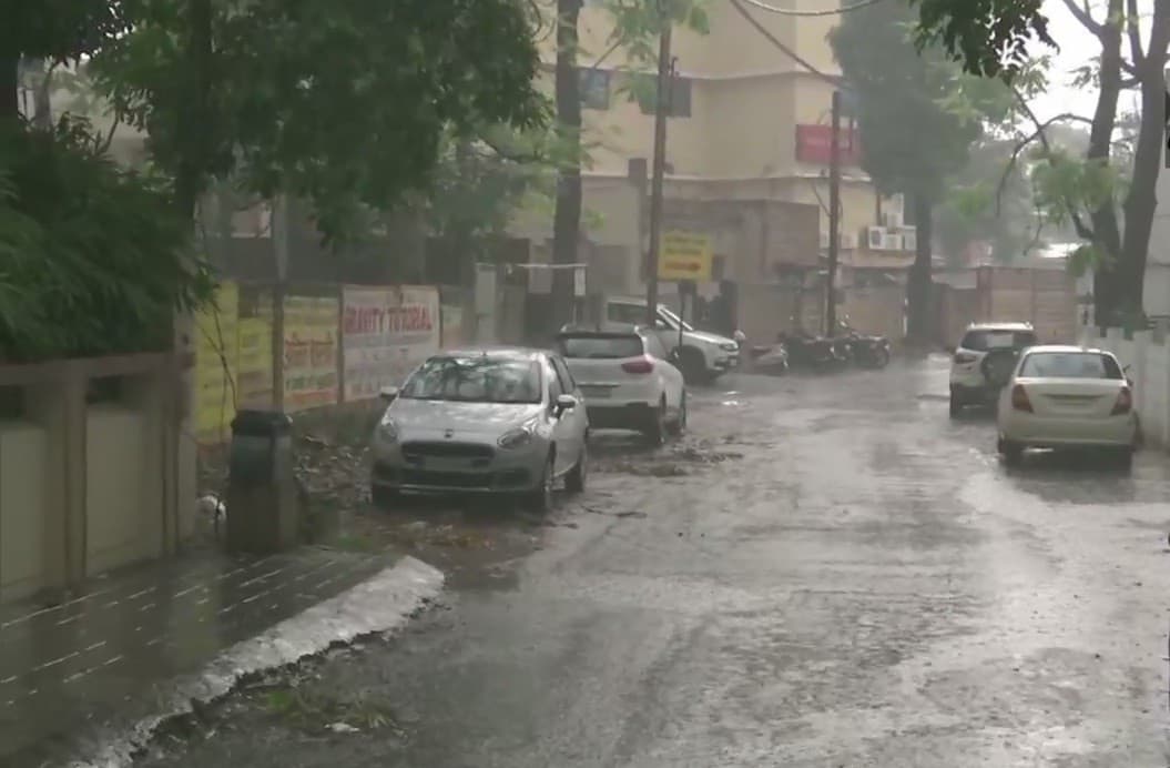 Weather Forecast Updates: झारखंड में अगले 5 दिनों तक होगी जोरदार बारिश, जानें देश के अन्य राज्यों में कैसा रहेगा मौसम का मिजाज