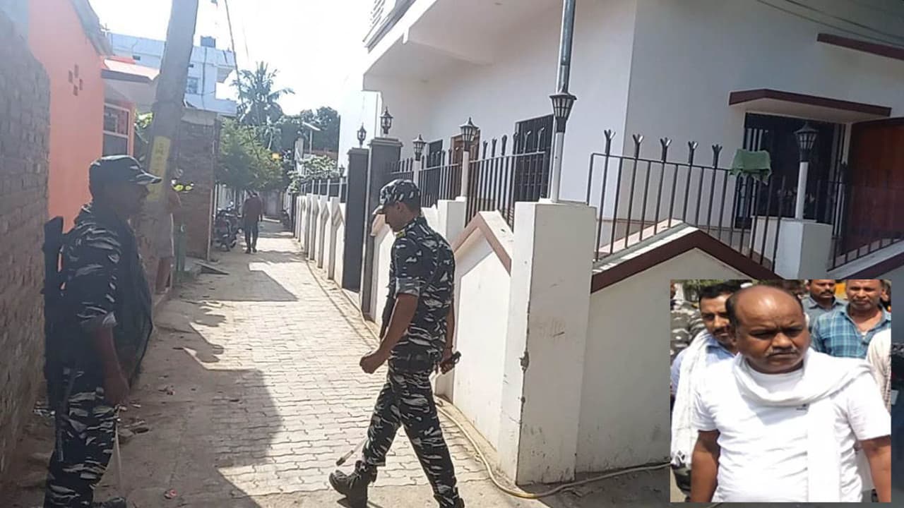 हेमंत सोरेन के विधायक प्रतिनिधि पंकज मिश्रा सहित अन्य के 18 ठिकानों पर ED का छापा, तीन करोड़ नकद जब्त हेमंत सोरेन के विधायक प्रतिनिधि पंकज मिश्रा सहित अन्य के 18 ठिकानों पर ED का छापा, तीन करोड़ नकद जब्त
