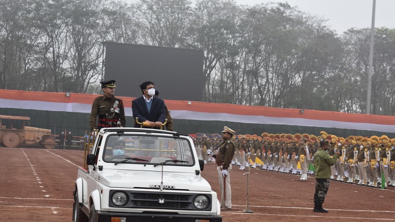 Republic Day 2022: गणतंत्र दिवस परेड की फुल ड्रेस रिहर्सल, DC ने ली मार्च पास्ट की सलामी, दिये ये निर्देश Republic Day 2022: गणतंत्र दिवस परेड की फुल ड्रेस रिहर्सल, DC ने ली मार्च पास्ट की सलामी, दिये ये निर्देश