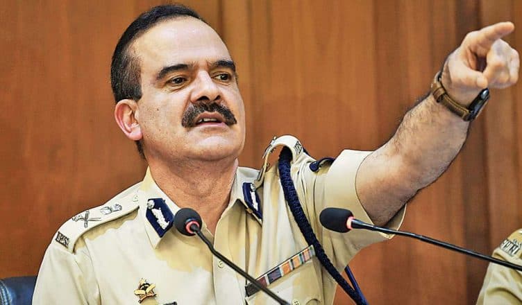 मुंबई पुलिस के सामने पेश नहीं हुए रिपब्लिक टीवी के सीएफओ, बताई ये वजह