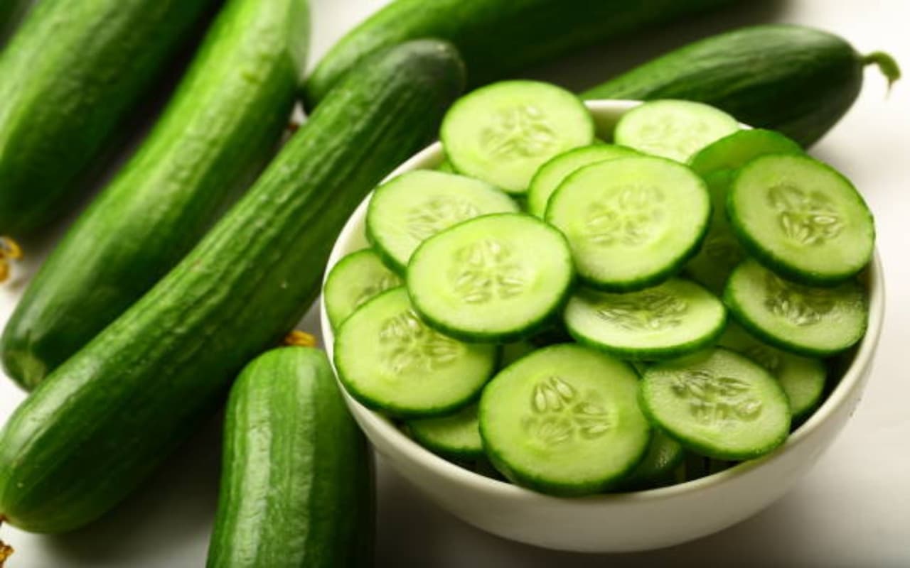 खीरा खाकर क्या बिगड़ गया मुंह का स्वाद, जानिए कड़वाहट कम करने के उपाय
