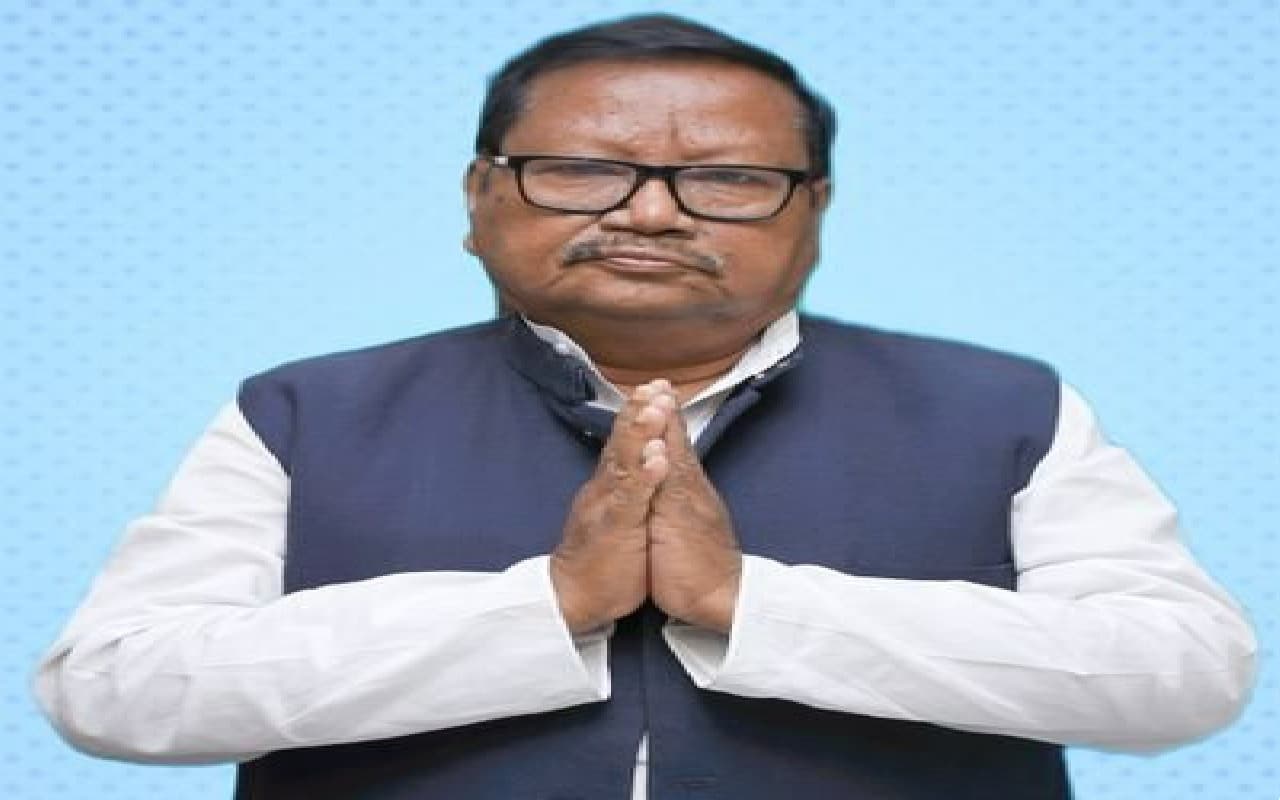 West Bengal : शिक्षक भर्ती घोटाला मामले में पूछताछ के लिये ईडी ने पूर्व मंत्री परेश अधिकारी को किया तलब West Bengal : शिक्षक भर्ती घोटाला मामले में पूछताछ के लिये ईडी ने पूर्व मंत्री परेश अधिकारी को किया तलब