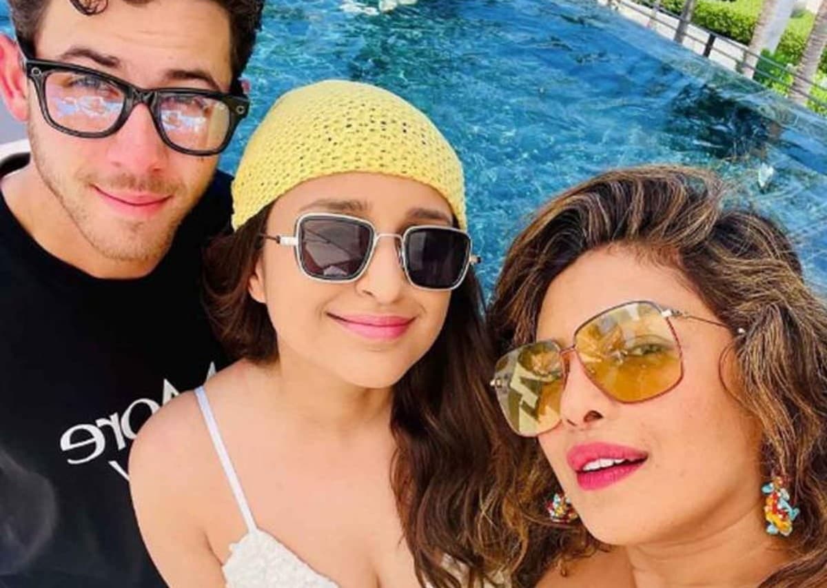 समन्दर किनारे मस्ती, पूल किनारे फोटोशूट, परिणीति चोपड़ा ने शेयर की Priyanka Chopra के बर्थडे की तसवीरें