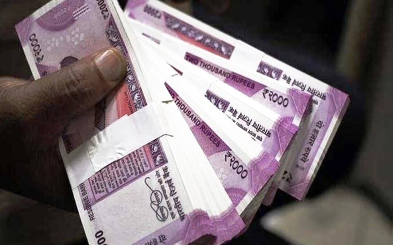 आप भी बन सकते हैं पतंजलि के मालिक ! हिस्सेदारी बेच रही है कंपनी