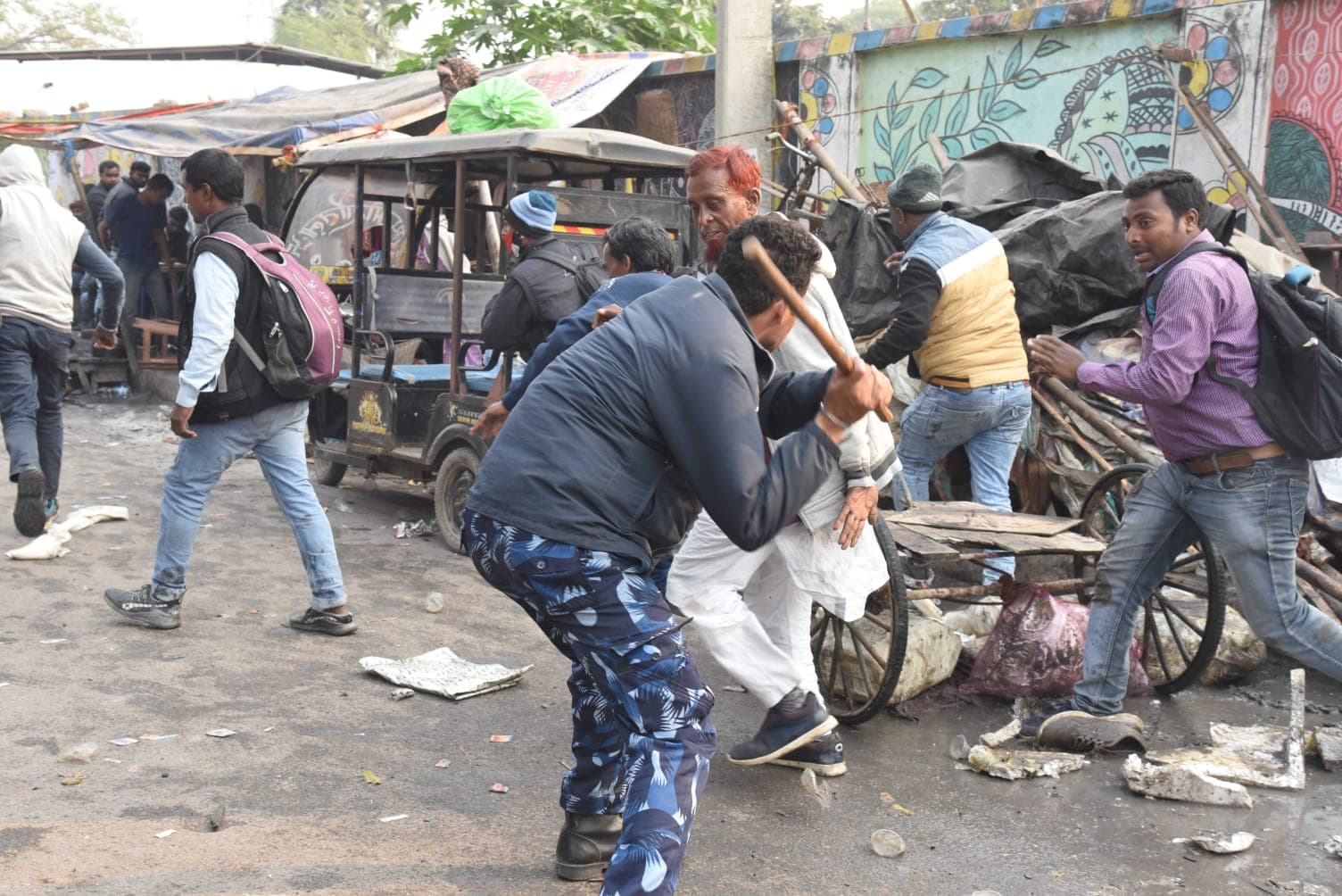 पटना में उर्दू टीइटी पास उम्मीदवारों पर गांधी मैदान के पास लाठीचार्ज, दो दर्जन से अधिक हुए घायल