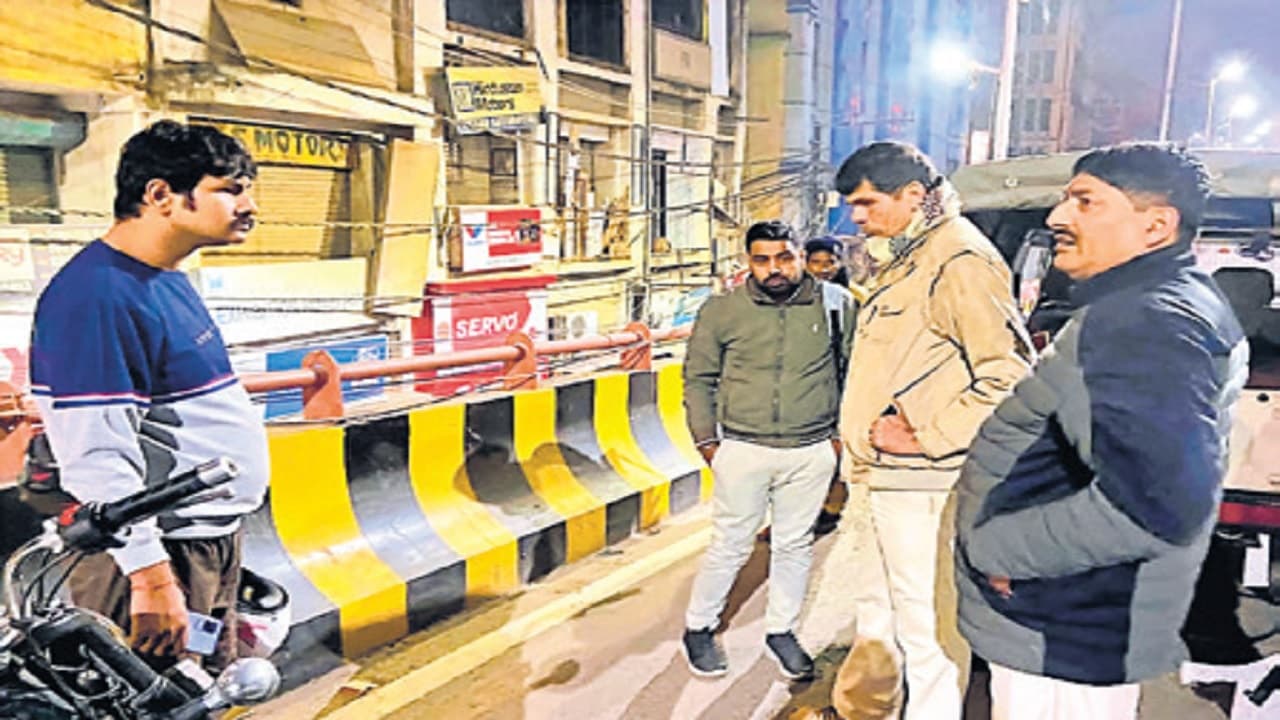 पटना में दफ्तर से लौट रहे अकाउंटेंट को कट्टा दिखाकर छीन ली बाइक, एग्जीबिशन रोड फ्लाइओवर पर लूट की घटना