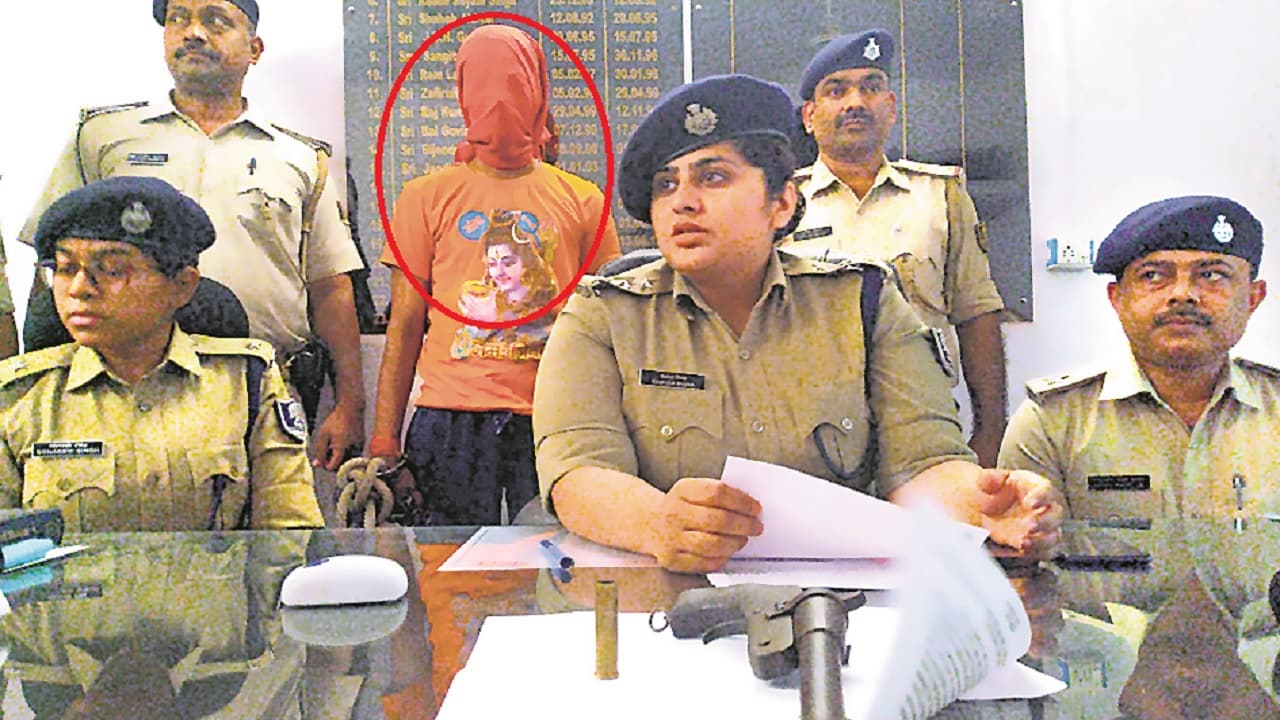 पटना:  9वीं की छात्रा की जिंदगी तबाह करने वाला था फेसबुक से मिला प्रेमी, हैरान करने वाले खुलासे हुए..