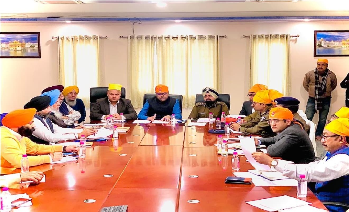 पटना में प्रकाश पर्व की तैयारी शुरू, संगत के लिए चलेगी स्टीमर, राजगीर के लिए हर दिन बसों का होगा परिचालन