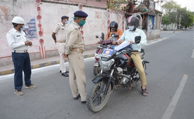 Lockdown Bihar News Update : आटा खरीदने निकले भाजपा मीडिया प्रभारी के साथ पुलिसकर्मियों ने मारपीट की