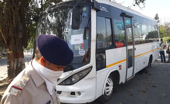 Lockdown : बिहार भ्रमण को आये 30 अमेरिकन पटना में फंसे, तीन को भेजा गया कोलकाता, 27 अन्य की जानकारी पुलिस को भी नहीं