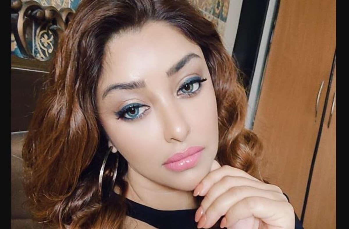 पायल घोष पर हुई थी रॉड से हमले की कोशिश! अब इस घटना को लेकर एक्ट्रेस ने किया ये खुलासा