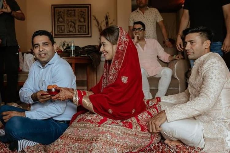 Payal Rohatgi ने इस अंदाज में निभाई शादी के बाद की रस्में,संग्राम सिंह को प्यार से निहारती दिखीं एक्ट्रेस