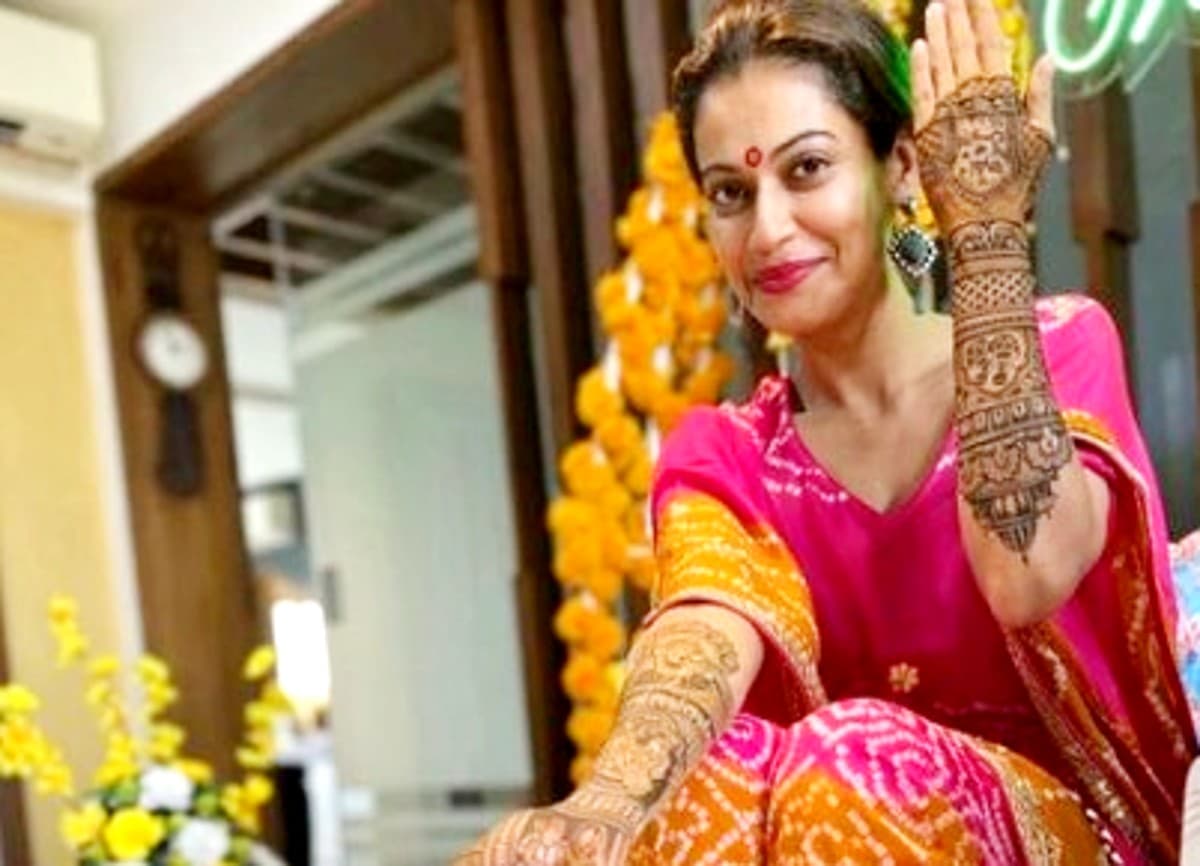 Payal Rohatgi Mehendi: पायल रोहतगी की मेहंदी सेरेमनी की तसवीरें वायरल, इस दिन संग्राम संग लेंगी सात फेरे