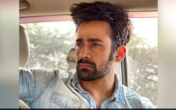 Pearl V Puri Case : पीड़िता के पिता का बयान- बेटी नहीं बोल रही झूठ, तसवीर देखकर खुद की पहचान