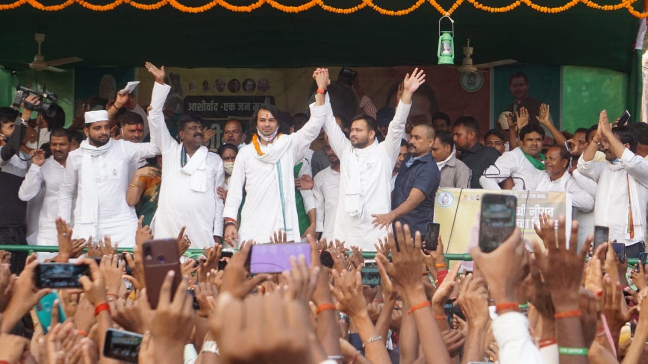 Bihar Chunav:  दूसरे चरण में 94 सीटों में से कौन सी पार्टी कितने सीटों पर लड़ रही चुनाव, जानिए