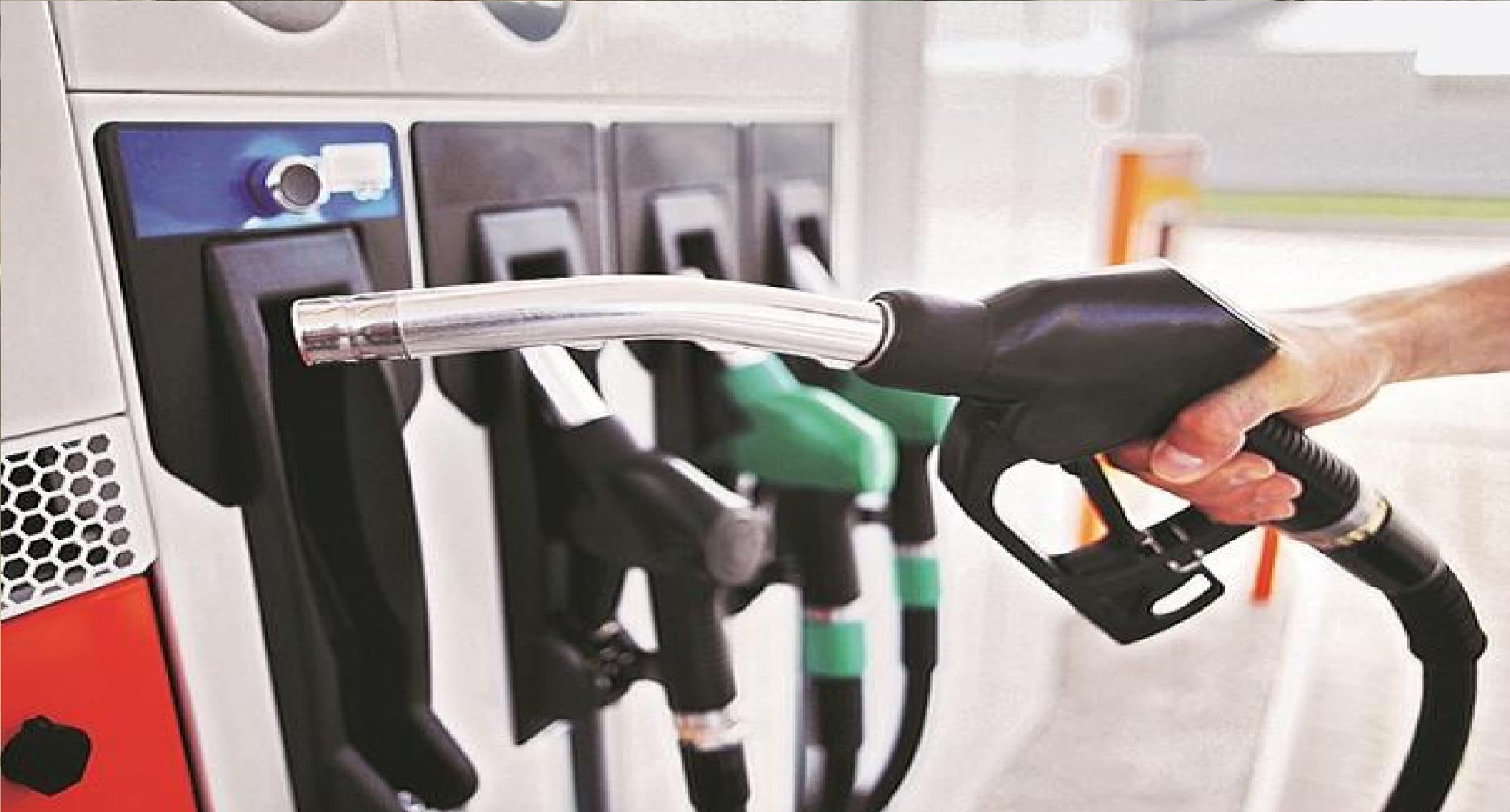 UP Election 2022: मतदान करो, पेट्रोल-डीजल में छूट पाओ, जानें कहां चल रहा है ये खास ऑफर