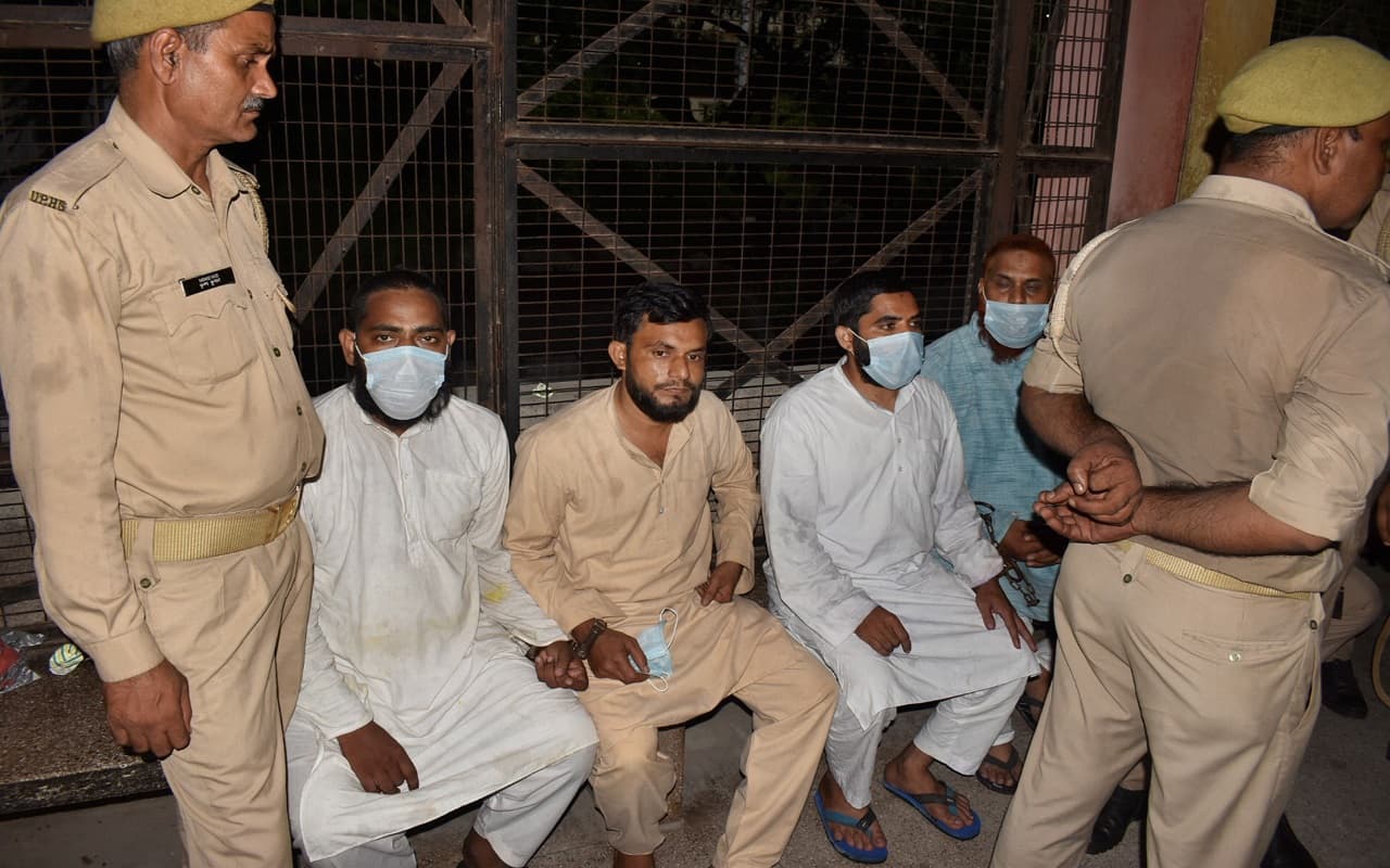 PFI बैन के बाद RSS पर भी नकेल कसने की मांग, आजादी से अब तक 14 संगठनों पर लगे प्रतिबंध