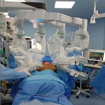 SGPGI ने फिर रचा नया इतिहास, रोबोटिक्स सर्जरी से निकाला थायराइड कैंसर का ट्यूमर