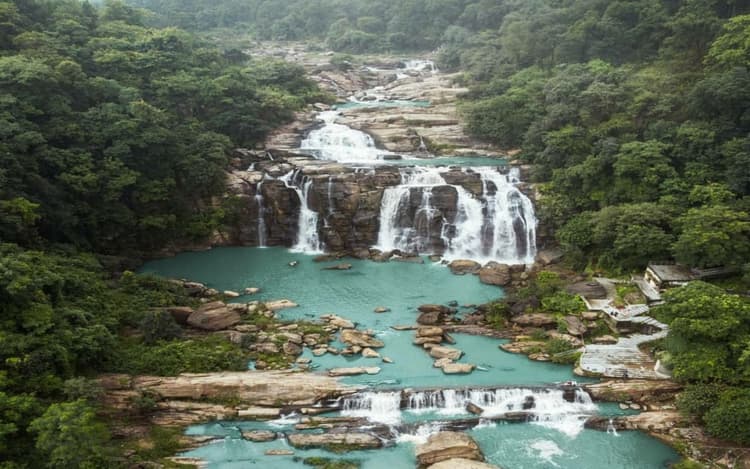 World Tourism Day 2023: झारखंड में बन रहा दो टूरिस्ट सर्किट, इन जलप्रपातों और मंदिरों को किया गया सिलेक्ट