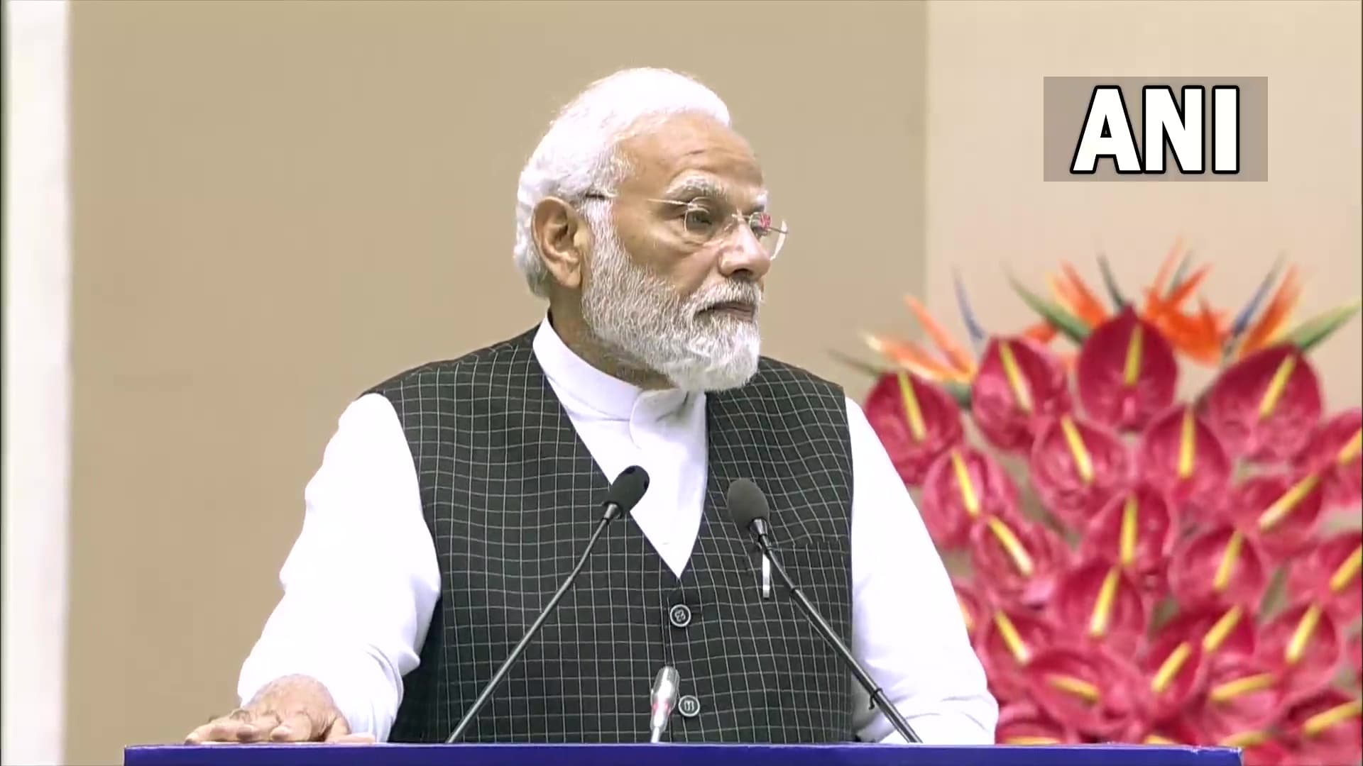 पीएम मोदी ने किया अधिवक्‍ता सम्‍मेलन का उद्घाटन, कहा- आसान भाषा में कानून बनाने का प्रयास कर रही सरकार