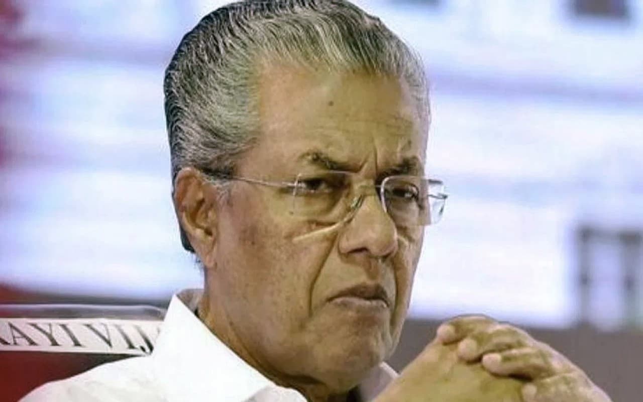 केरल के मुख्यमंत्री पिनाराई विजयन को एक ही दिन में दो बार दिखाया गया काला झंडा, जानें क्या है मामला