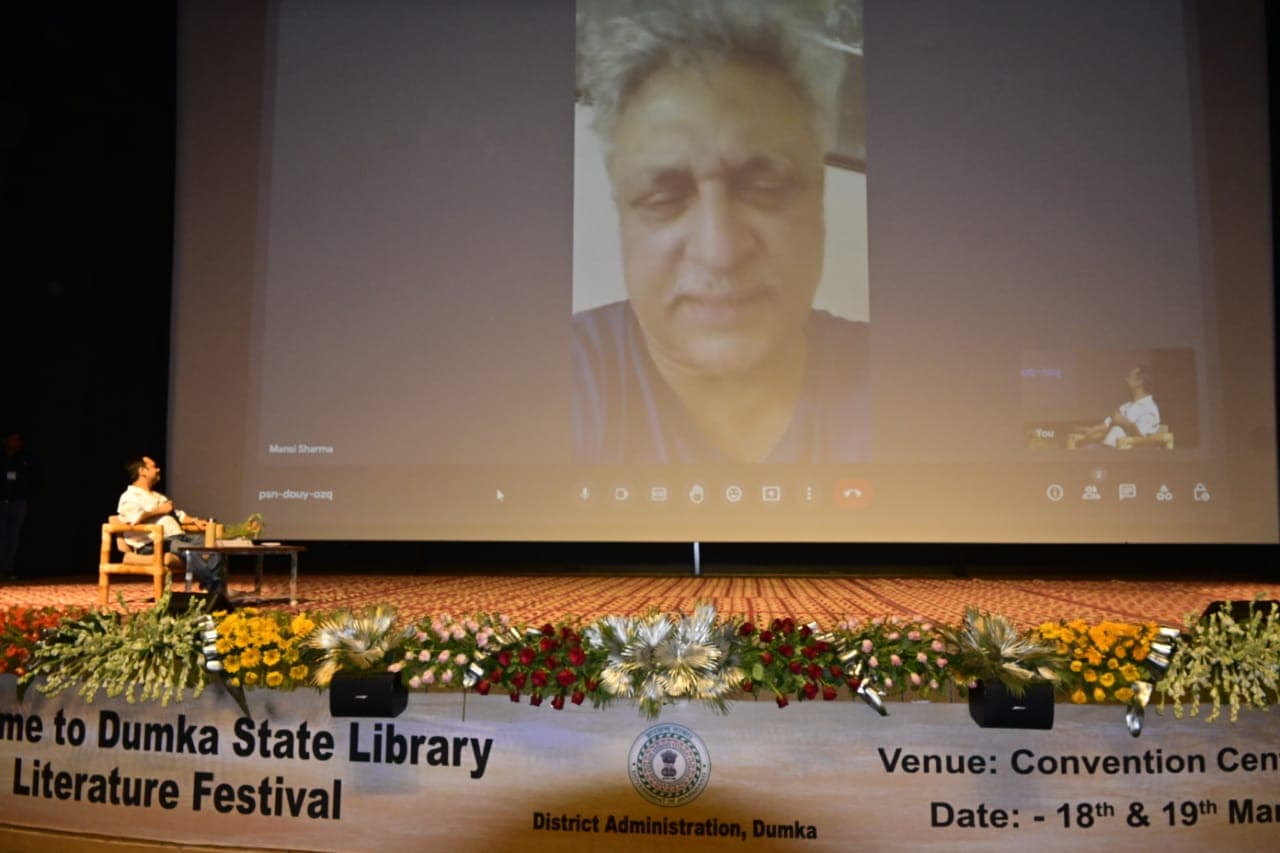 दुमका लिटरेचर फेस्टिवल: 'तुम्हारी औकात क्या है पीयूष मिश्रा' के जरिए बॉलीवुड अभिनेता ने दिया कामयाबी का मंत्र