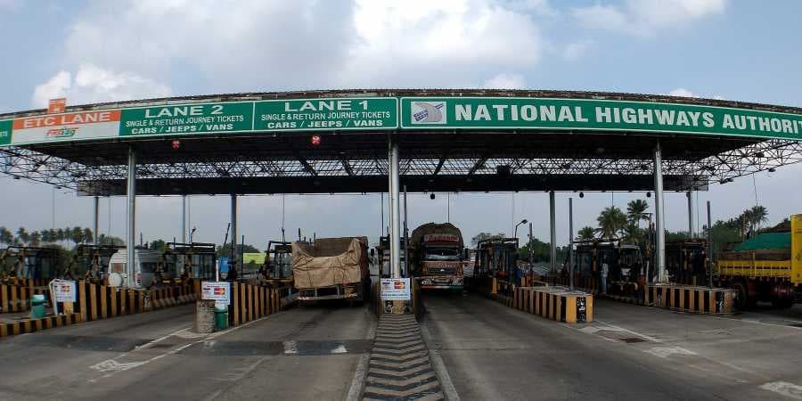 कोरोना का खौफ: देशभर के टोलप्लाजा से अस्थायी तौर पर खत्म हुआ टोल, गडकरी ने किया ये बड़ा एलान