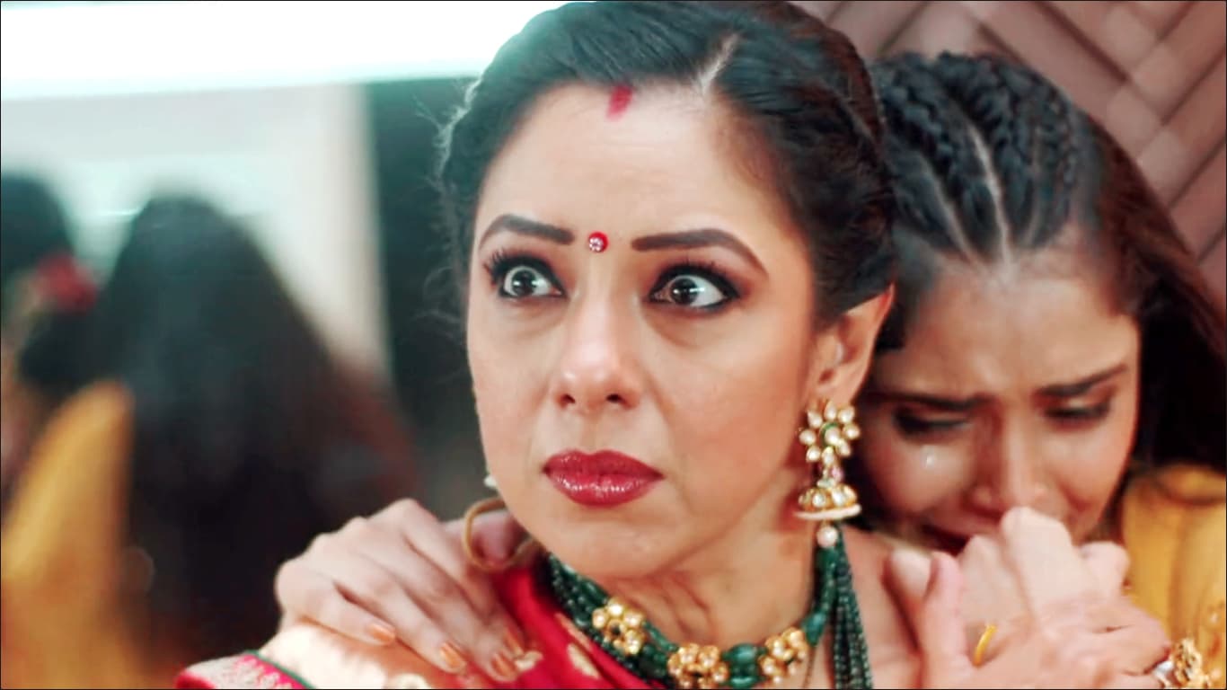 Anupama Written Update : काव्या ने पाखी को मारा थप्पड़! ये है वजह, अनुपमा को मिला अवार्ड