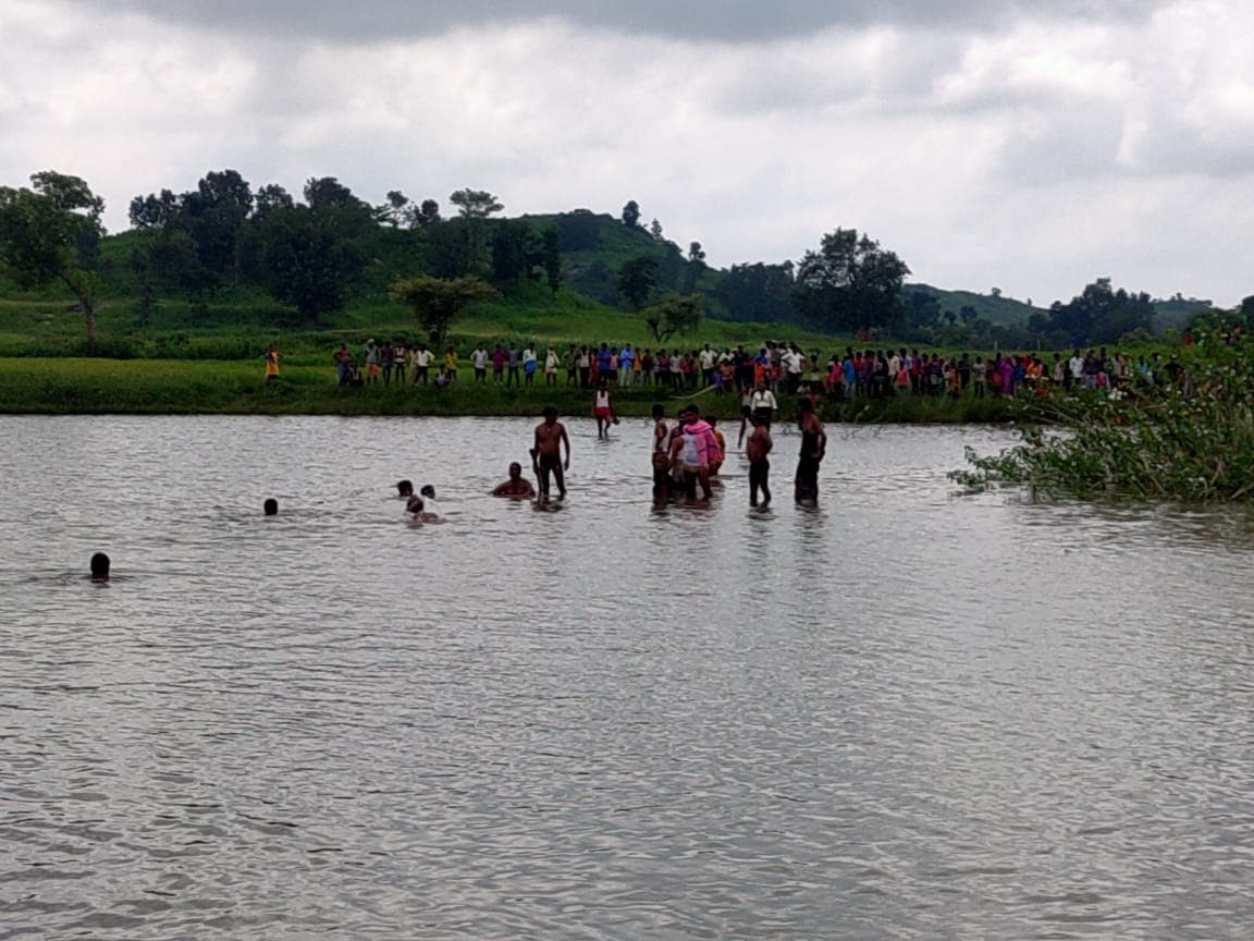 गिरिडीह: करमा पूजा के लिए फूल लाने गए युवक की डूबने से मौत, मातम में बदली खुशियां