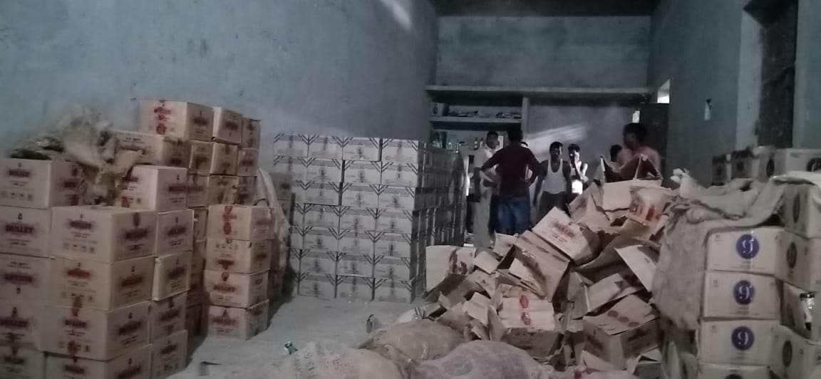 बिहार में शराब तस्करी का अनोखा तरीका, छोटे धंधेबाजों को ऐसे शराब मुहैया करवाता था माफिया