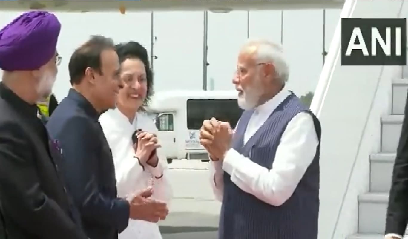 PM Modi US: न्यूयॉर्क पहुंचे पीएम मोदी, एलन मस्क सहित दो दर्जन से अधिक विशेषज्ञों से करेंगे मुलाकात