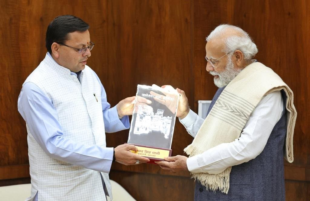 उत्तराखंड: सीएम धामी ने केन्द्र से मांगे 2942.99 करोड़ रुपये, वंदे भारत ट्रेन की भी डिमांड