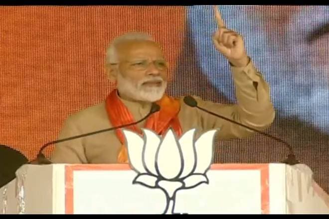 PM Modi Rally Update: पुरुलिया में मोदी ने ममता पर कसा तंज, कहा - Didi की TMC का मतलब 'ट्रांसफर माई कमीशन'