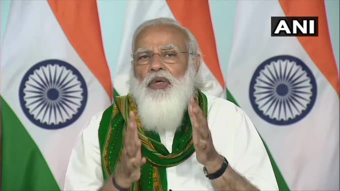 AIIMS डायरेक्टर गुलेरिया ने पीएम मोदी के Corona वैक्सीन लगवाने पर कहा-कल देर रात मिली थी सूचना, कही ये बड़ी बात