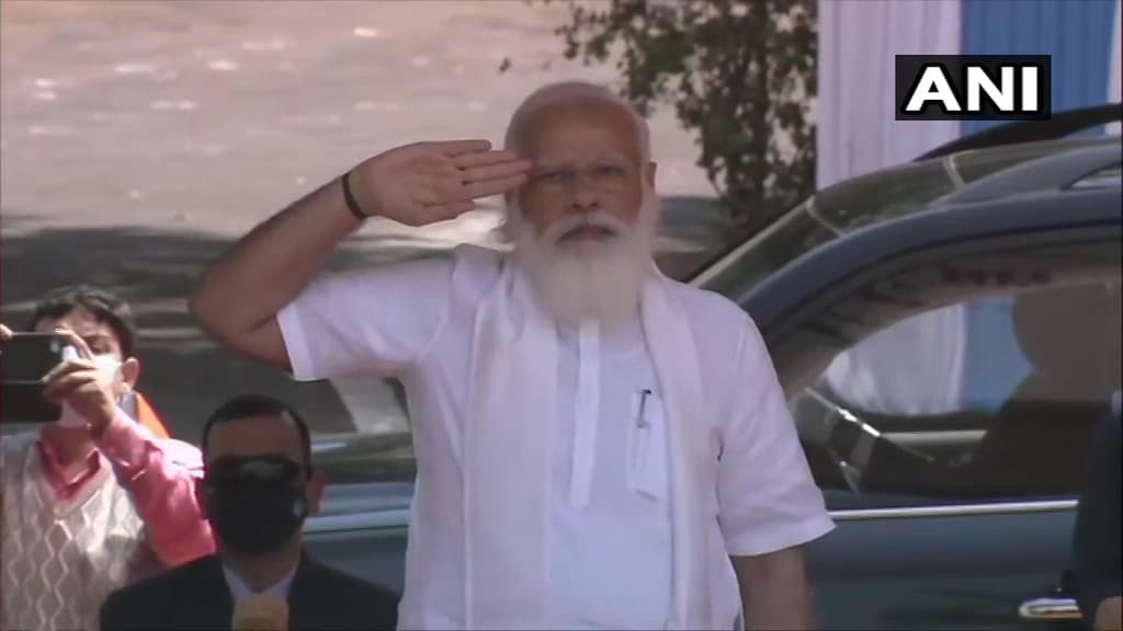 पुलवामा हमले की बरसी पर PM मोदी ने सेना को सौंपा हंटर किलर Arjun Tank,  जानिए क्या हैं इसकी खूबियां