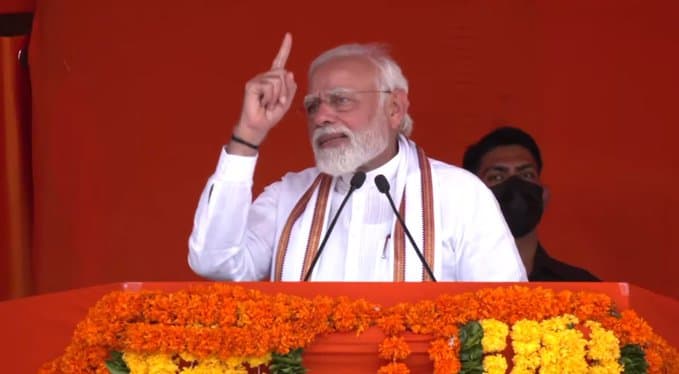 'परिवारवादी पार्टियां सिर्फ अपना विकास करती हैं, तिजोरियां भरती हैं', हैदराबाद में बोले पीएम मोदी