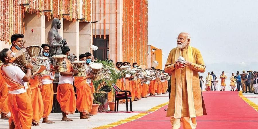 PM Modi Birthday: काशी की बदौलत लोकप्रियता के शिखर पर पहुंचे पीएम नरेंद्र मोदी, इस तरह बदली शहर की तस्वीर