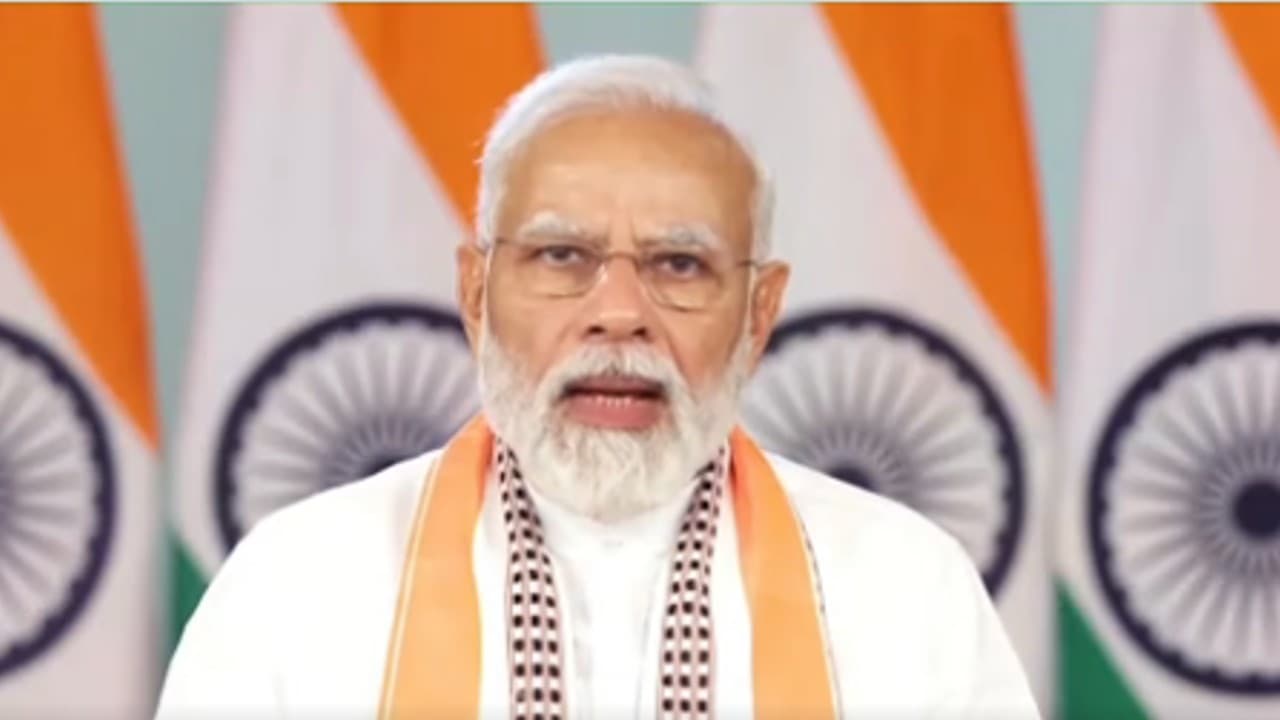 रांची एयरपोर्ट पर उतरने के बाद PM मोदी कर सकते हैं रोड शो, सड़क मार्ग से जाएंगे बिरसा स्मृति पार्क