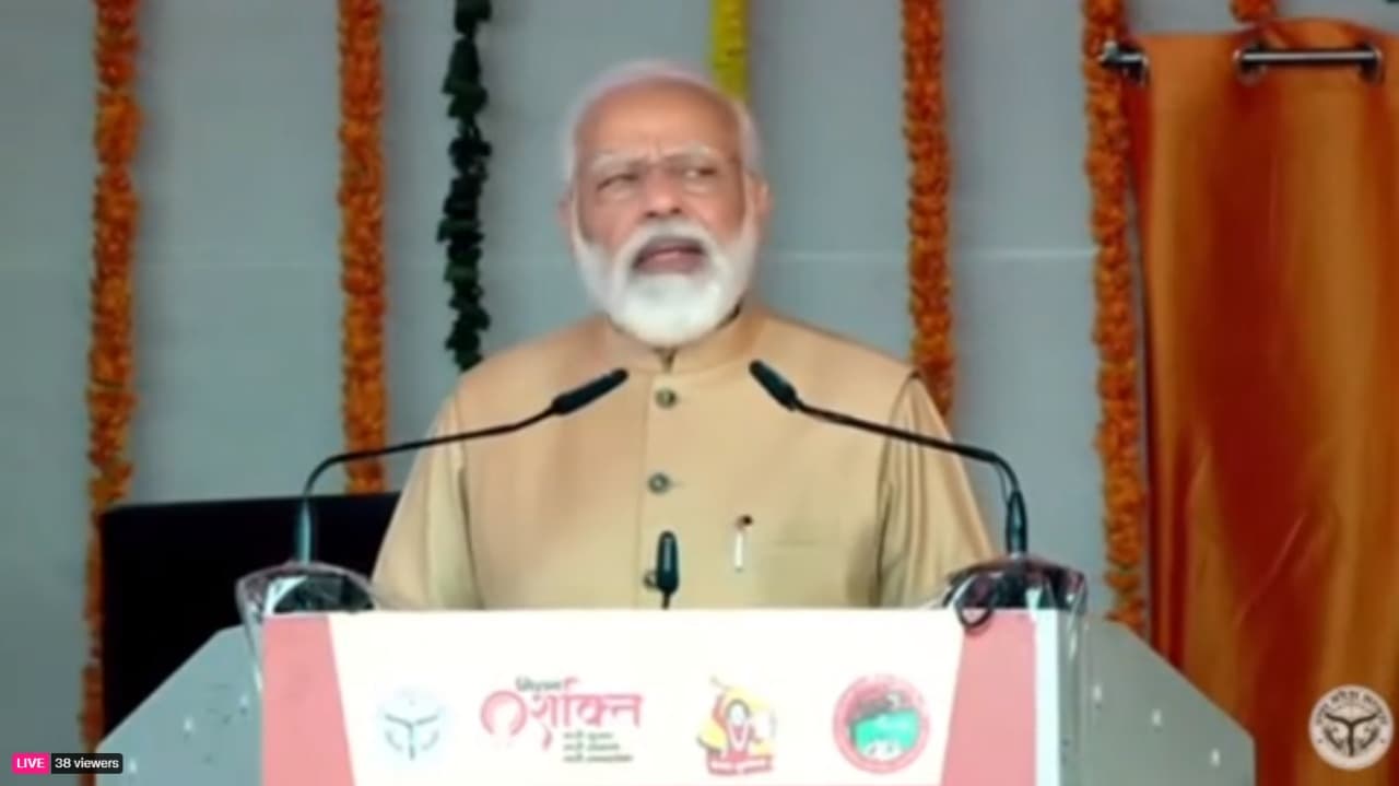 50 मिनट तक PM मोदी करेंगे देवघर में रोड शो, 20 मिनट तक बाबा मंदिर में पूजा, जानें उनका पूरा कार्यक्रम