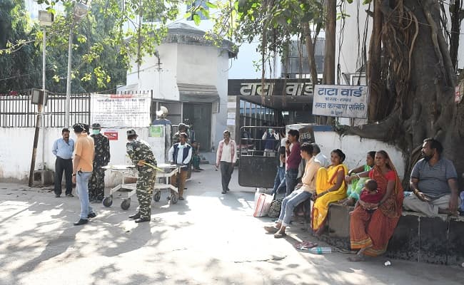 Coronavirus : बिहार में कोरोना संदिग्ध एक ही परिवार के 8 सदस्य PMCH में पहुंचे, आइसोलशन वार्ड फुल