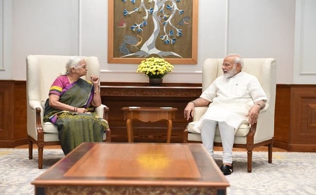 गोवा की पूर्व राज्यपाल व वरिष्ठ भाजपा नेता मृदुला सिन्हा का निधन, पीएम ने जताया शोक