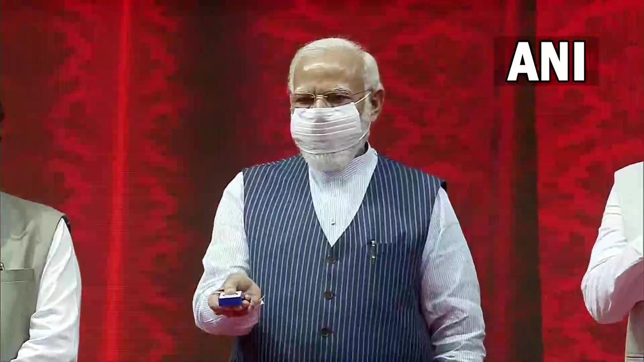 PM Modi Mother Heeraben Death: नहीं रहीं पीएम मोदी की मां हीराबेन, 100 साल की उम्र में ली अंतिम सांस