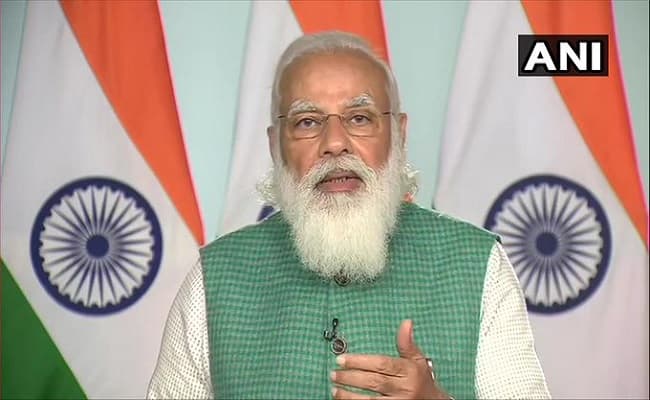 पीएम मोदी ने 8 नयी ट्रेनों को दिखाई हरी झंडी, विस्टाडोम कोच में प्लेन जैसी सुविधाओं का आनंद ले सकेंगे यात्री