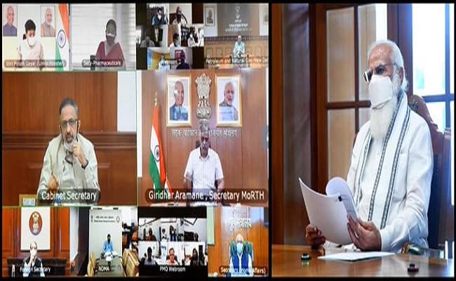 मेडिकल ऑक्सीजन की कमी को लेकर पीएम मोदी ने की हाईलेवल मीटिंग, बोले- बिना रुकावट सभी राज्यों में हो सप्लाई