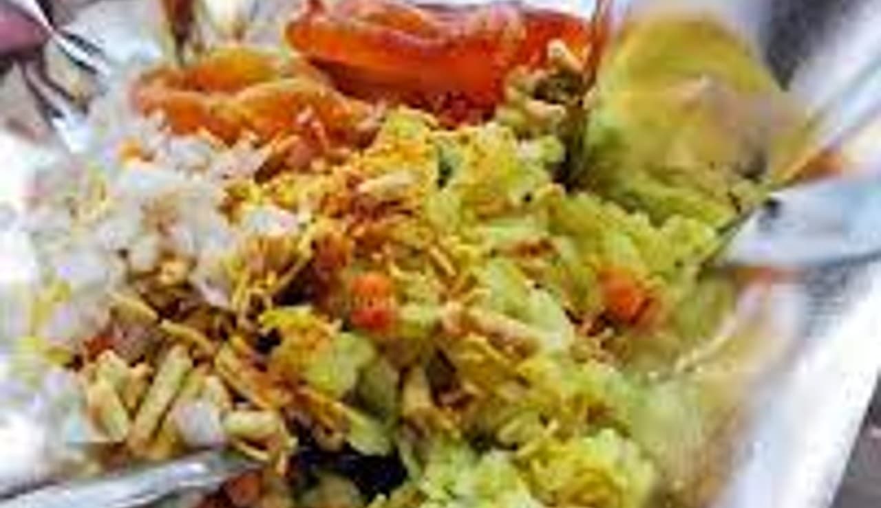 MP Election 2023: ‘वोट देकर आइए, फ्री में पोहा-जलेबी खाइए’, जानें मध्य प्रदेश के किस बूथ में की गई ये व्यवस्था