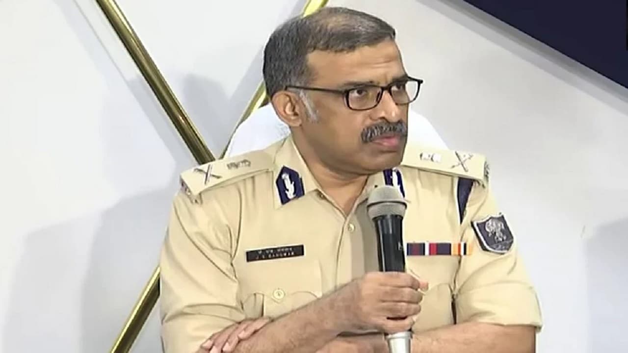 Begusarai Firing: कितनी चली गोलियां, ADGP ने कहा- SP से पूछकर बताता हूं…