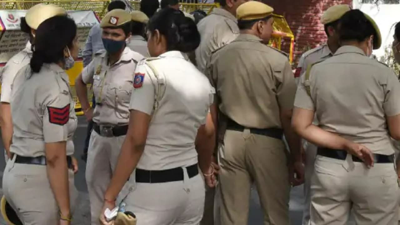 बॉर्डर सील करने की मॉकड्रिल कर रही थी पुलिस, अपहरण कर भाग रहे असली अपराधी जाल में फंस गए,जानें पूरा फिल्मी केस