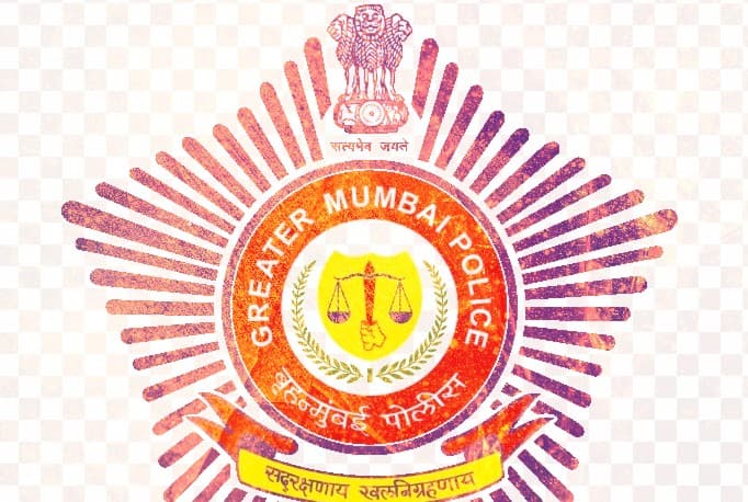 पुलिस के काम में हस्तक्षेप कम हो