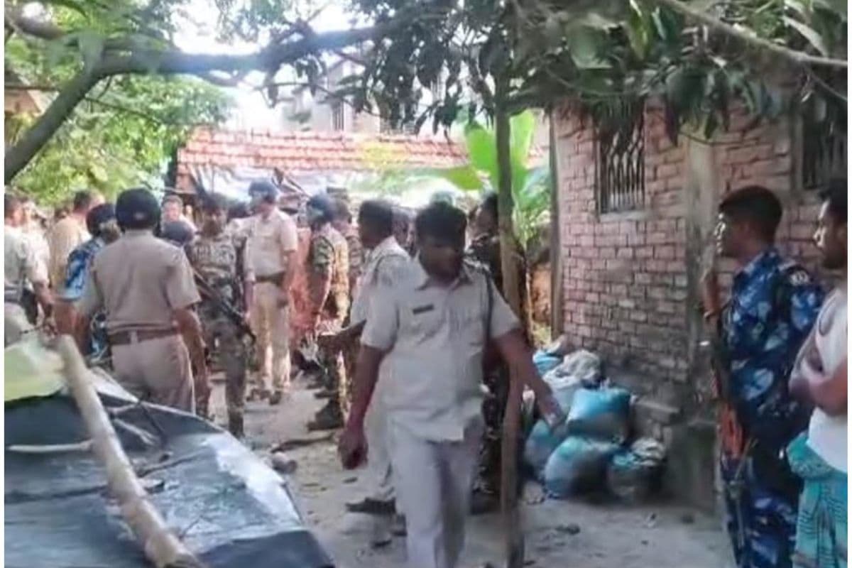 बंगाल पंचायत चुनाव हिंसा: आईएसएफ और पुलिस के बीच झड़प, फिर तीन की मौत